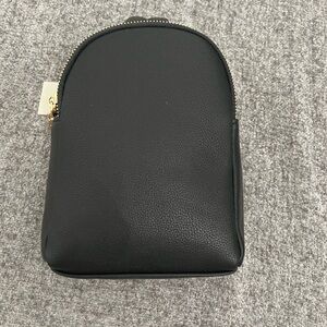 NEW MADISON WEST NYLON SLING BAG